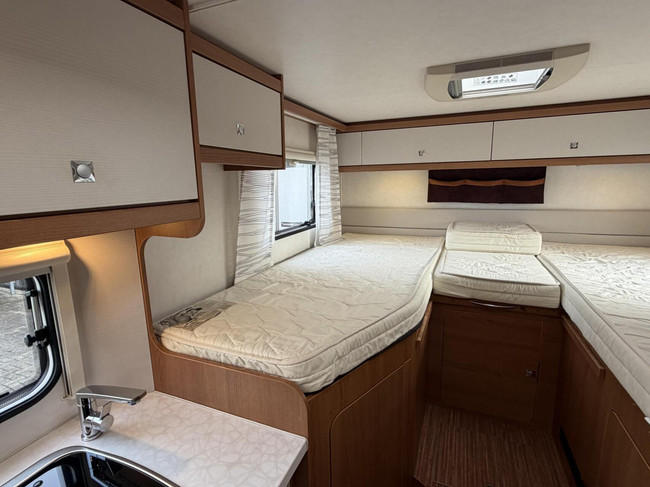 TEC H682 Rotec Lift-S Automatic Single Beds Lift Bed Awning Bicycle Rack photo: 17