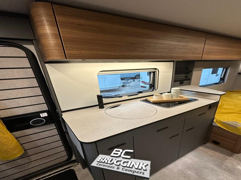 Eriba Novaline 495 SINGLE BEDS photo: 3