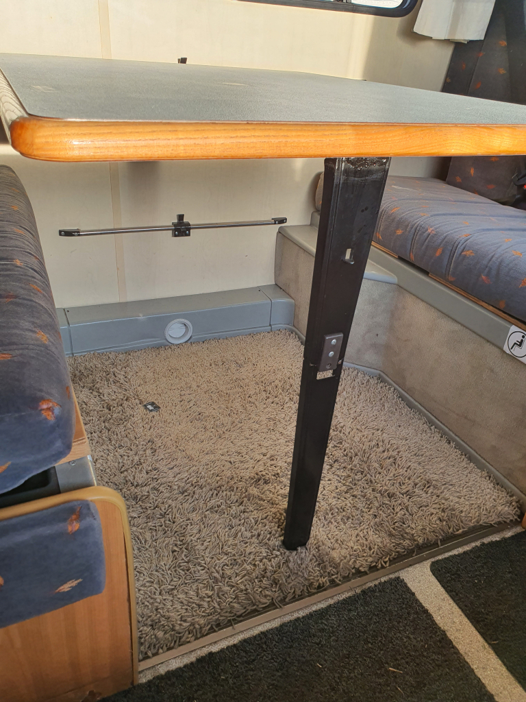 Fiat Ducato 2.8 tdi Bürstner 2 zonnepanelen 6 zitplaatsen foto: 8