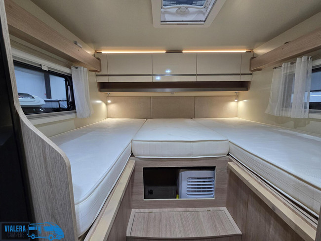 RAPIDO PLA Siena 385 * 5-PERS* topstaat* Lengtebedden foto: 23