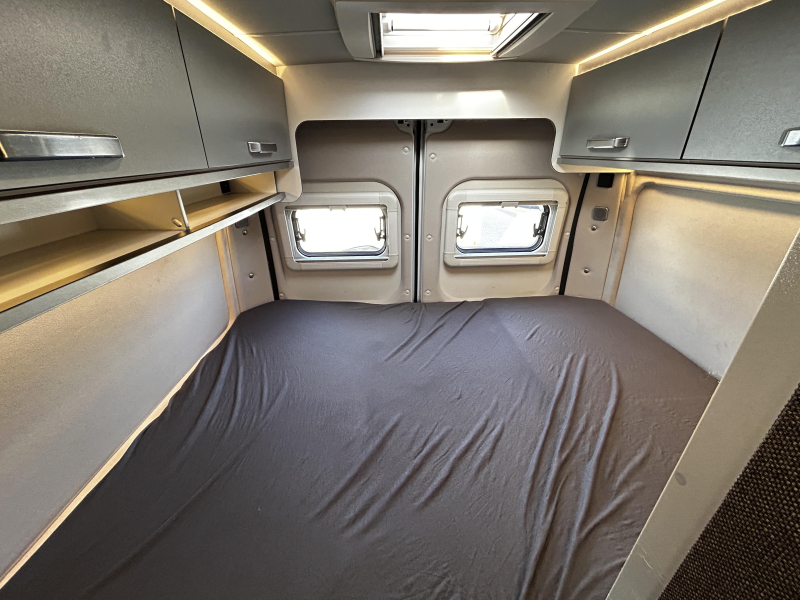 Weinsberg CaraTour 600 MQ Dwarsbed/9-traps automaat  foto: 19