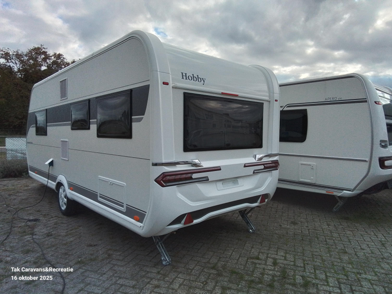 Hobby Excellent Edition 540 UFF con cama queen foto: 12
