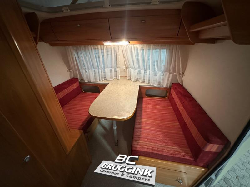 &iexcl;Eriba Touring Troll 530 GT EN SUPER BUEN ESTADO! foto: 2