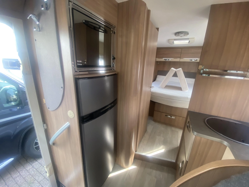 Pilote Aventura P 730 mit Queensize-Bett UND LUXUS Foto: 17