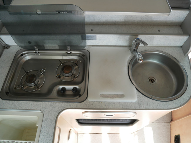 Ford Nugget, Vast Hoogdak, 5 Zit / 4 Slaapplaatsen foto: 13
