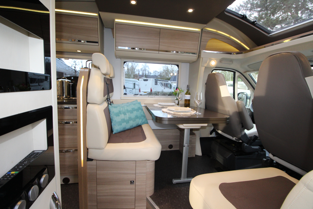 Adria Martix Axess M670 SL foto: 3