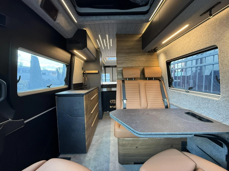 Adria Super-Twin 700 SGX 4x4 - Aufstelldach Foto: 11
