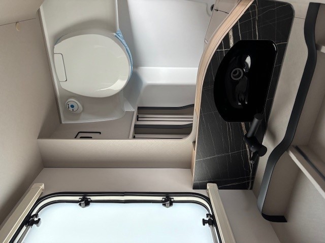 Eriba Touring 642 Nugget Gold foto: 11