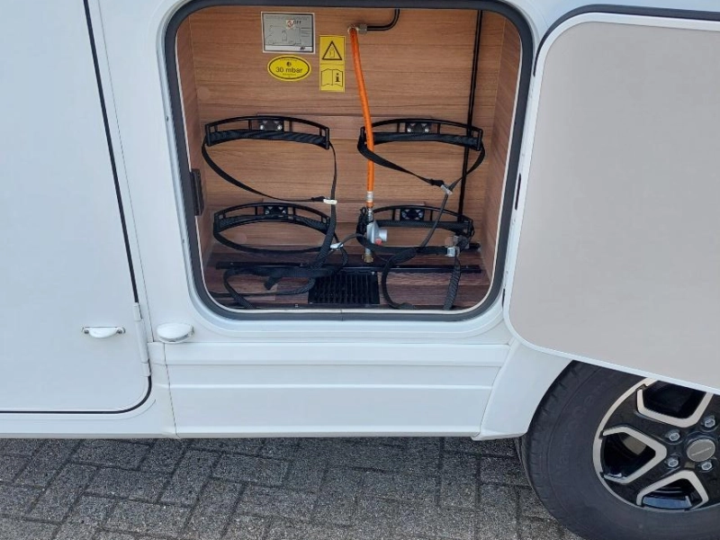 Weinsberg CaraLoft 650 ME 9-Gang-Automatik! Foto: 9