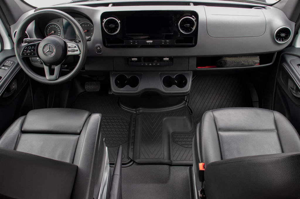 Mercedes Sprinter foto: 35