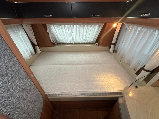 Hobby De Luxe 440 SF photo: 4