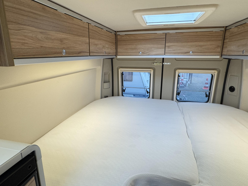 Hymer Yellowstone 640 - Lit long de 205 cm ! - photo : 12