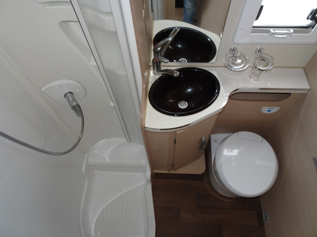 Euramobil Forster T699HB foto: 7