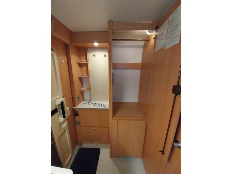 Hymer Hymermobil 544 B trekhaak en xxl koelkast  foto: 19