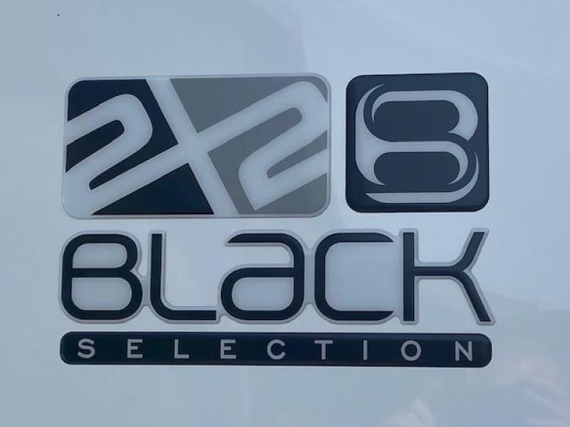 LMC Breezer 737 G Black selection  foto: 13