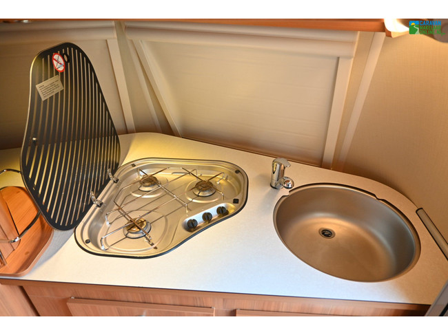 Eriba Touring Triton 420 foto: 19