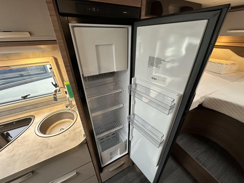 Knaus L!ve I 650 MEG AUTOM&Aacute;TICA 180CV foto: 10