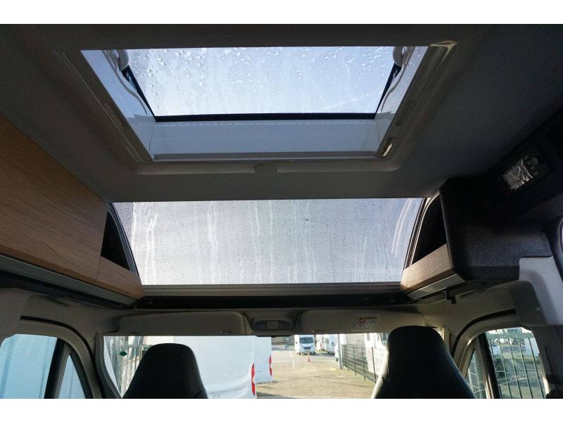 Adria Twin 600 SLB Spring Edition, Automaat  foto: 8