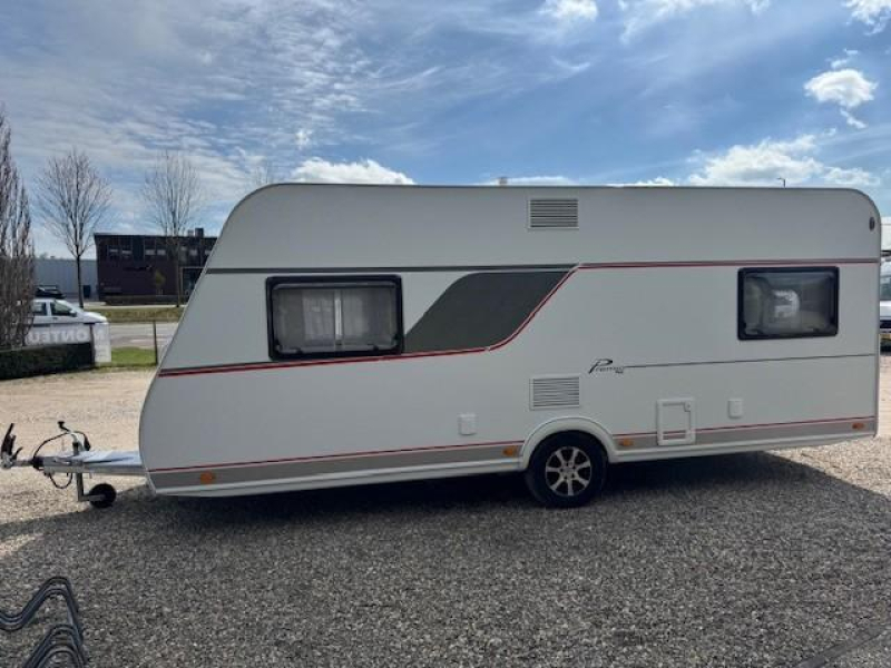 Bürstner Premio Plus 520 TL ruime gezins caravan  foto: 4