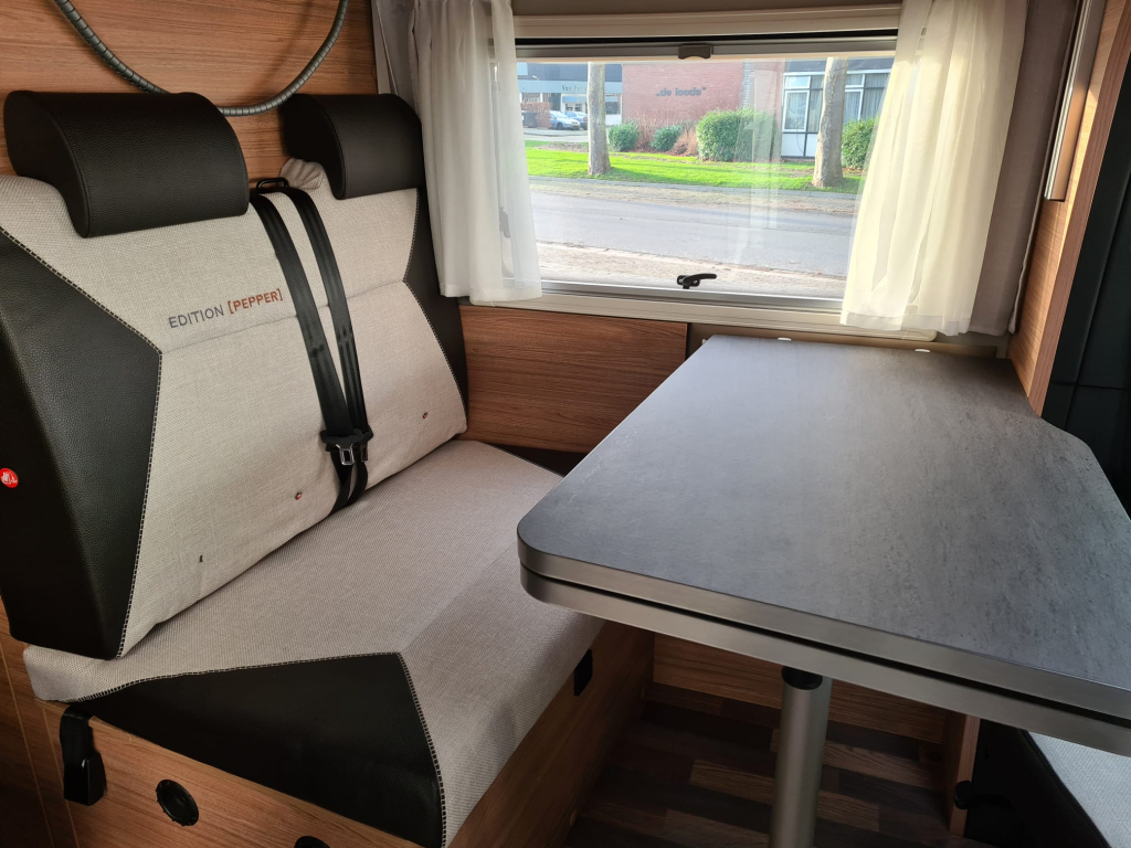 Weinsberg Cara compact suite MB640 foto: 29