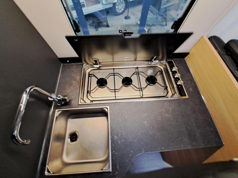 Adria Matrix 670 SL Axess Fiat 180 PK  foto: 8