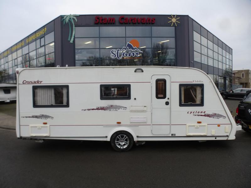 Elddis Crusader Solano 530 mover en voortent