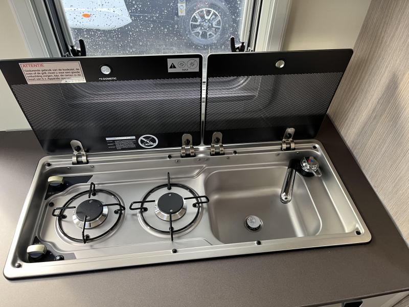Bürstner Nexxo Van 569 T NIEUW EN ONGEBRUIKT  foto: 7