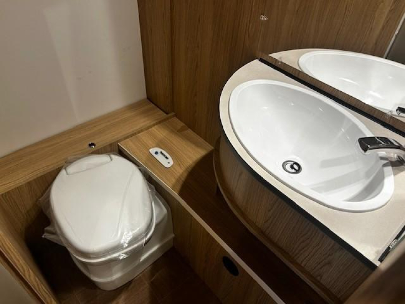 LMC Sassino 450 D in prijs verlaagd  foto: 7