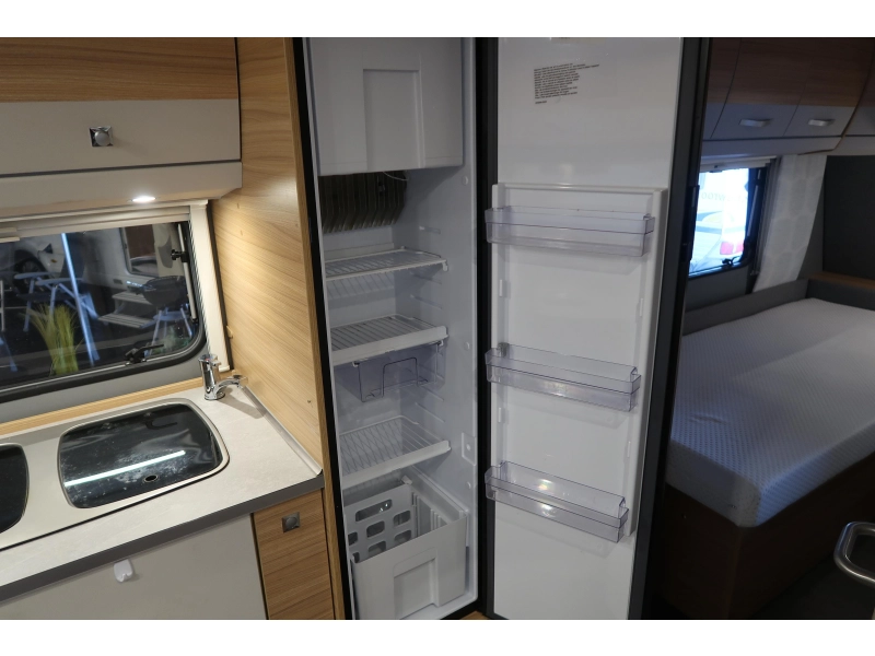 Dethleffs Camper 510 ER MET THULE CASSETTE LUIFEL  foto: 10