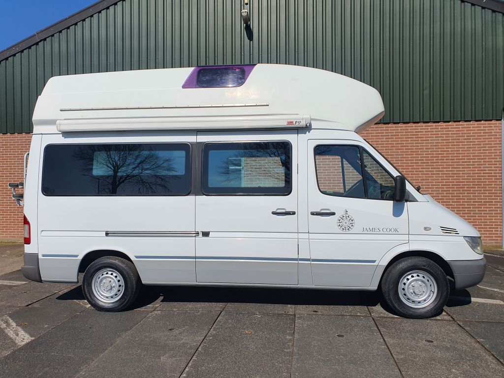 Westfalia Ford Nugget PLUS 2.0 150pk AUTOMAAT | Navigatie | Toilet | All season banden |