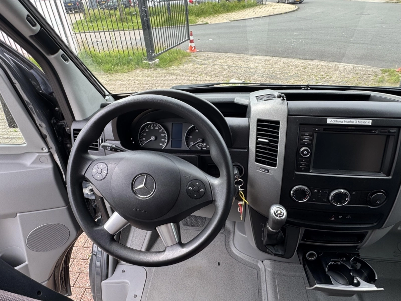 Hymer Van 520 S Einzelbetten Raumwunder Foto: 5
