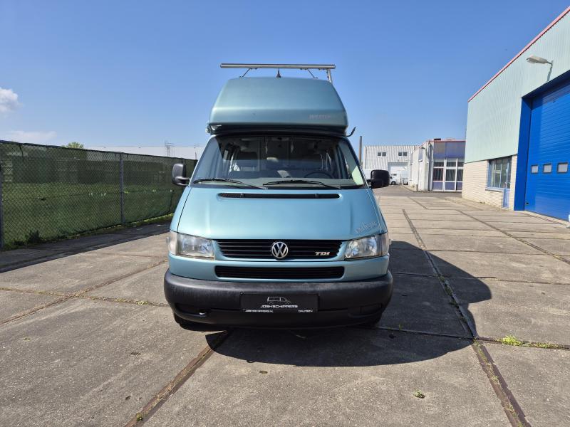 Volkswagen T4 California Exclusive 2.5TDI 2001  foto: 2