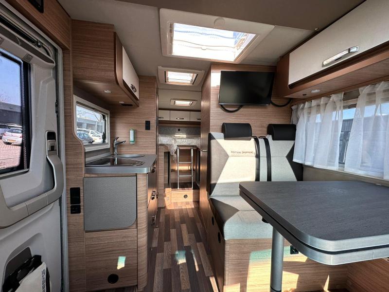 Weinsberg Pepper 640 MEG Sateliet, tv, zonnep CE84  foto: 5