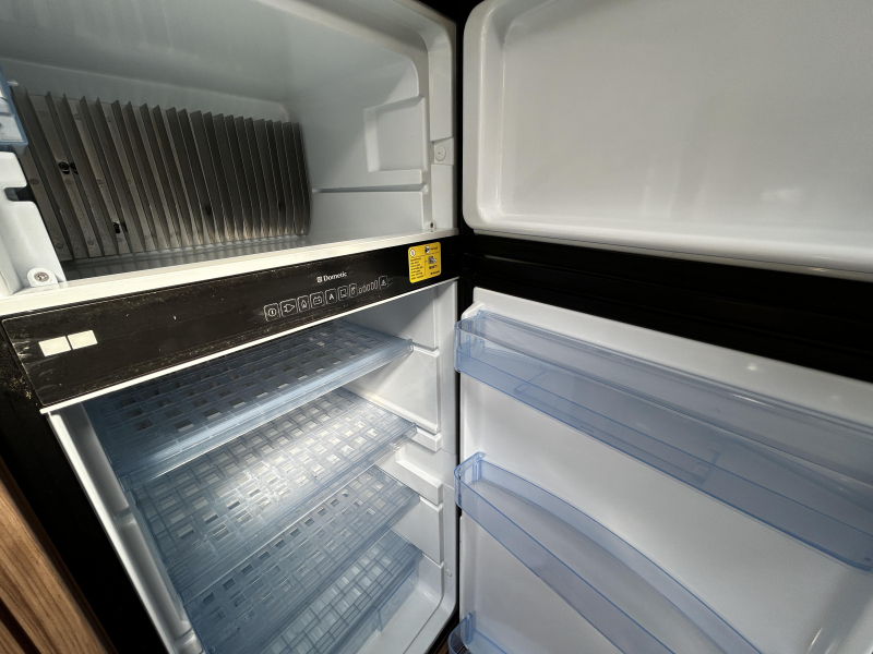 Knaus Platinum Selection 650 MF Fransbed/2017/6.9M/Euro-6  foto: 16