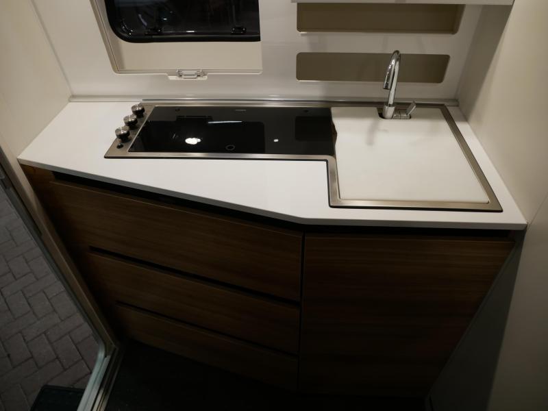 Adria Action 391 PH ISABELLA VOORTENT  foto: 7