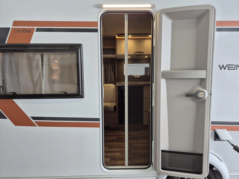 Weinsberg CaraOne Edition HOT 450 FU con toldo de casete! foto: 9