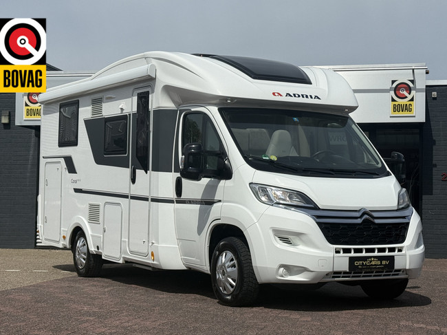 Adria CORAL 600 SC 164 PS Euro 6 sehr kompaktes Wohnmobil Queensize-Bett Panoramadach elektr. Fahrradtr&auml;ger TV 2x Solarpanel Remis Plissee Maxxfan Navi Kamera Leder Fliegengittert&uuml;r Foto: 0