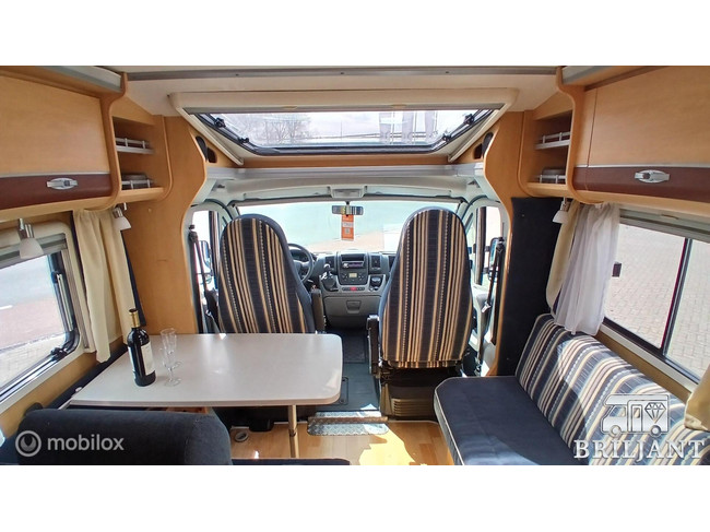Dethleffs T 6501 B .. 2008 Franz&ouml;sisches Bett. Foto: 11