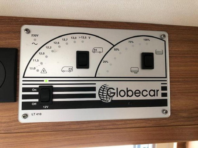 P\u00f6ssl Globecar 600 buscamper 6 mtr foto: 18