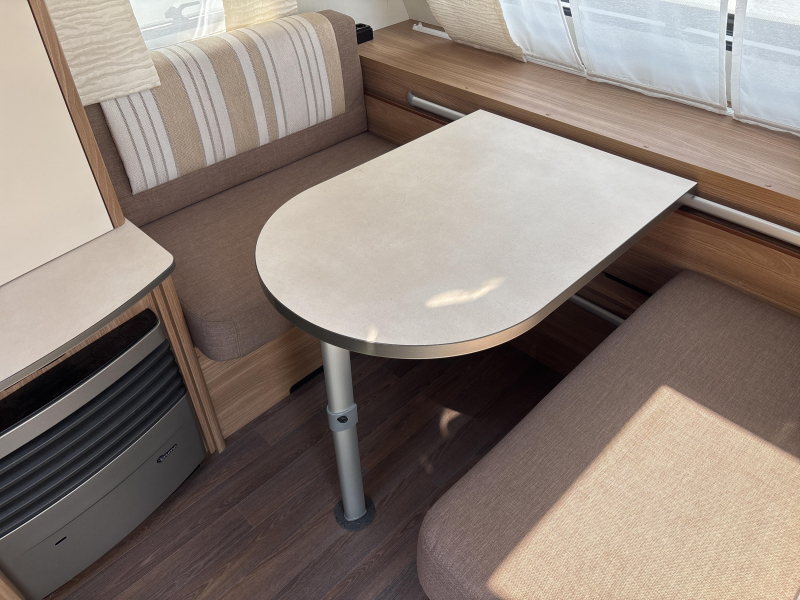 Bürstner Premio Life 480 TL Mover/Voortent/Fietsdr.  foto: 6