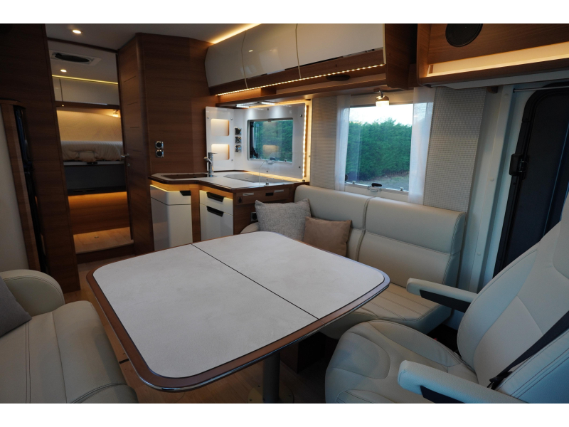 Rapido I 896 Levelsyst. / Autom&aacute;tico foto: 3
