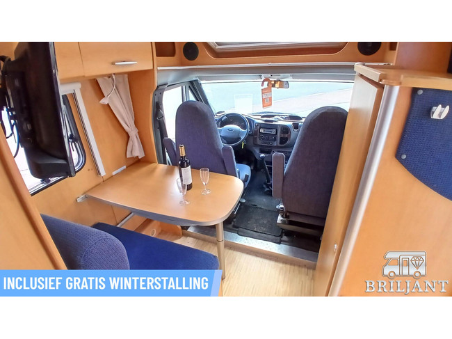 Hymer TEILINTEGRIERT HV 522 .. 2006 dwarsbed foto: 7