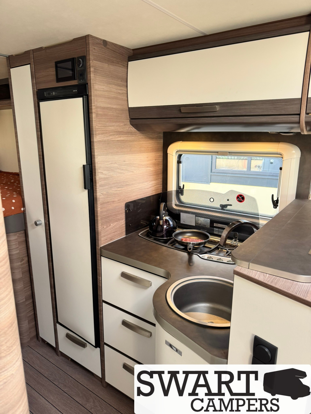 Knaus L!ve TI 700 MEG, Enkele bedden Automaat foto: 13