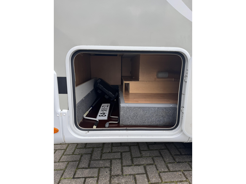 Dethleffs Globebus 3 T Ruimer rondzit  foto: 23