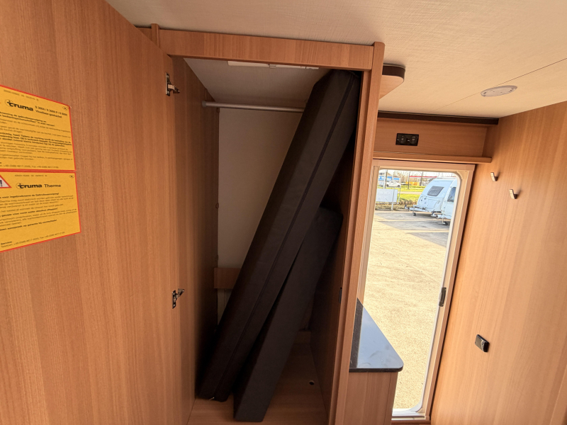 LMC Style 410 D Mover+Markise+Fahrrad+Vorzelt Foto: 15