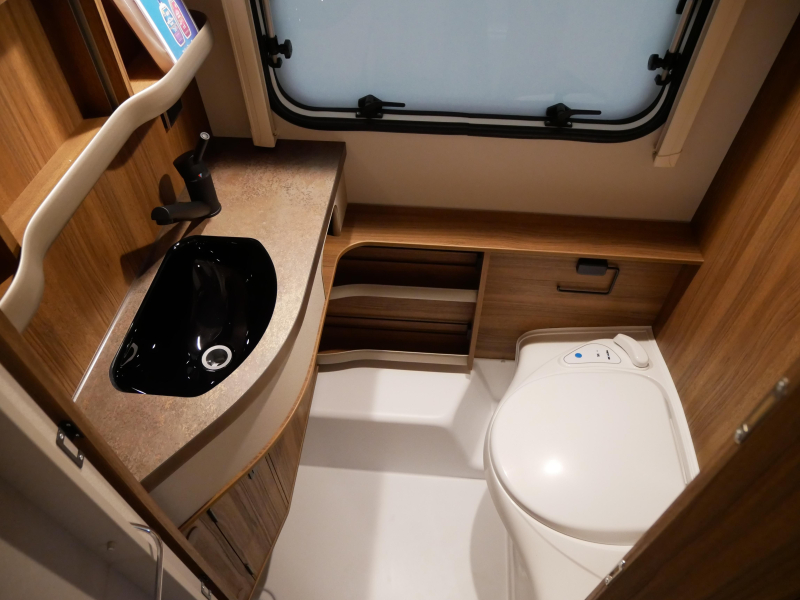 Eriba Touring 430 INKOOPTOPPER! photo: 10
