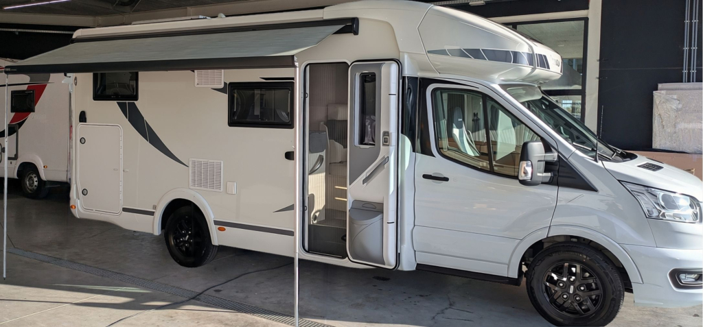Ford Chausson 627 GA foto: 0