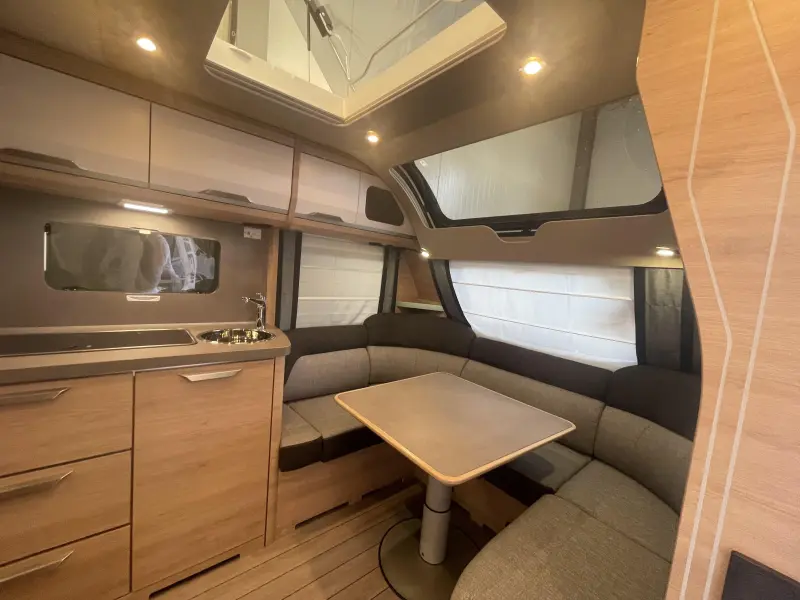 Knaus Sudwind Black Selection 540 UE +Panoraam+Vloerverwarming  foto: 4