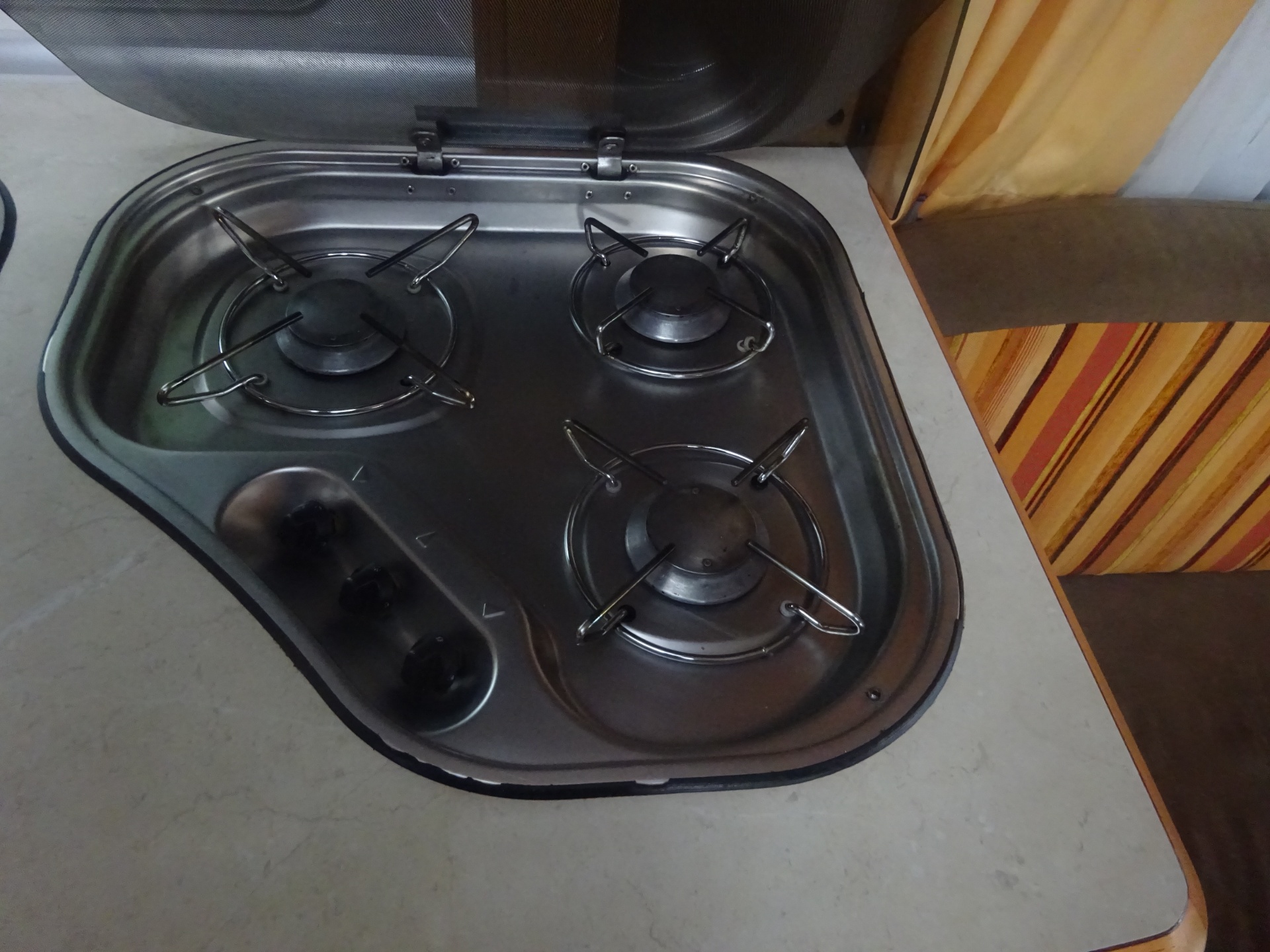 Lmc Munsterland 520 HTE Enkele Bedden+Mover+Luifel foto: 21