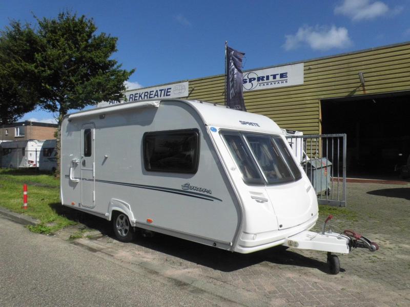 Sprite Cruzer 460 SR Mover, cassetteluifel 